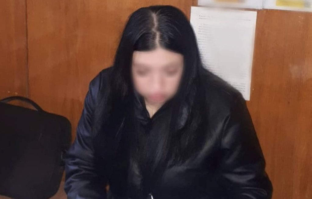 Требовала деньги на пропавших без вести: полиция задержала вероятную мошенницу из Торецка (ОБНОВЛЕНО, ДЕТАЛИ)