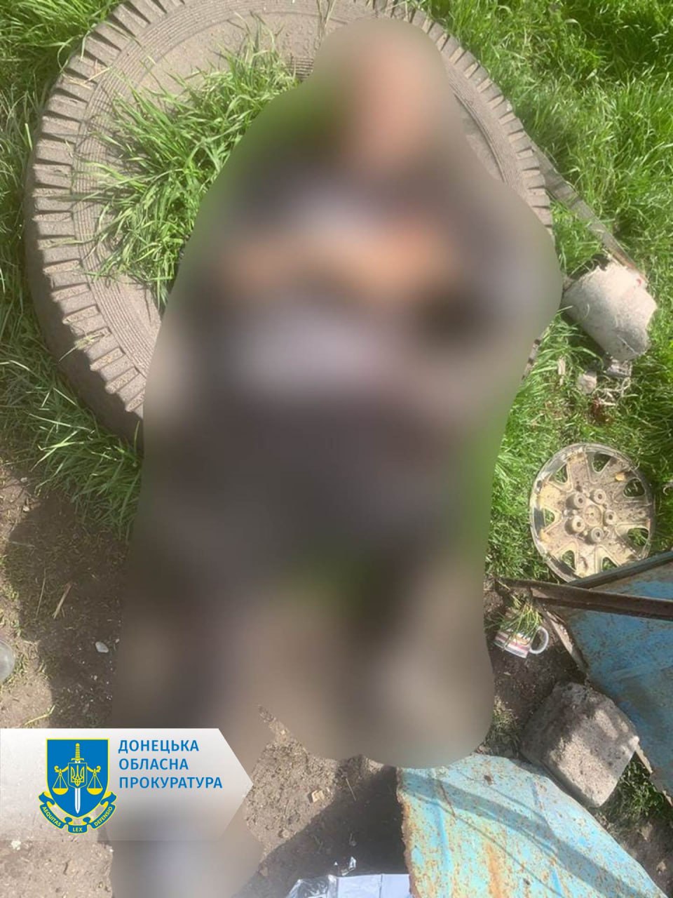 Село Шахтерское под Волновахой попало под российский огонь: погибли два человека, еще одна женщина ранена (ФОТО) 3