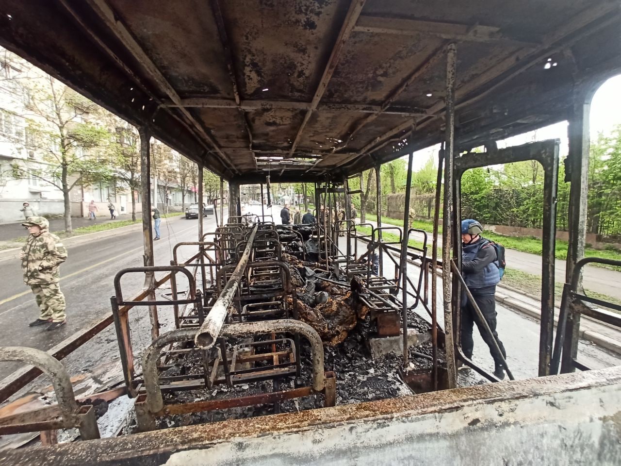 Знищений 28 квітня автобус в Донецьку