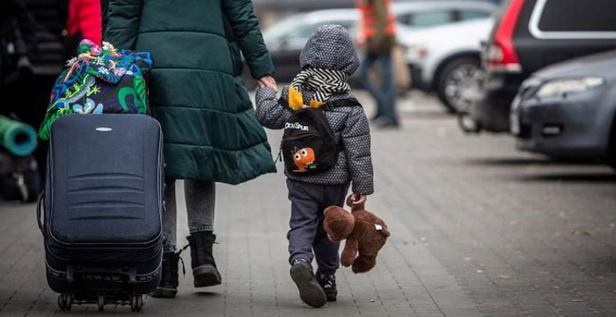 Зображення до посту У Торецькій громаді батьків з дітьми, які відмовляються їхати, евакуйовуватимуть примусово, — Павло Кириленко