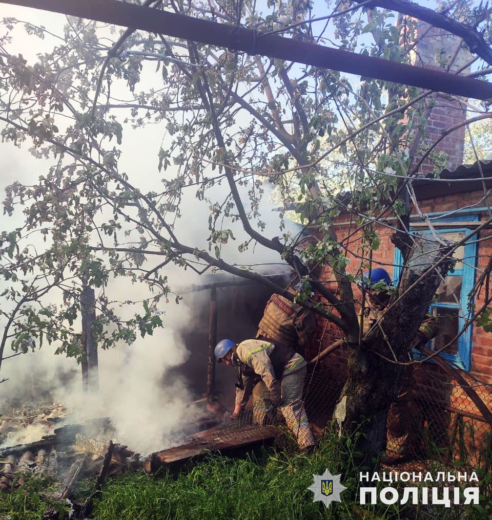 Сутки в Донецкой области: россияне ранили пятерых гражданских, повредили более 30 домов и дом престарелых (ФОТО) 7