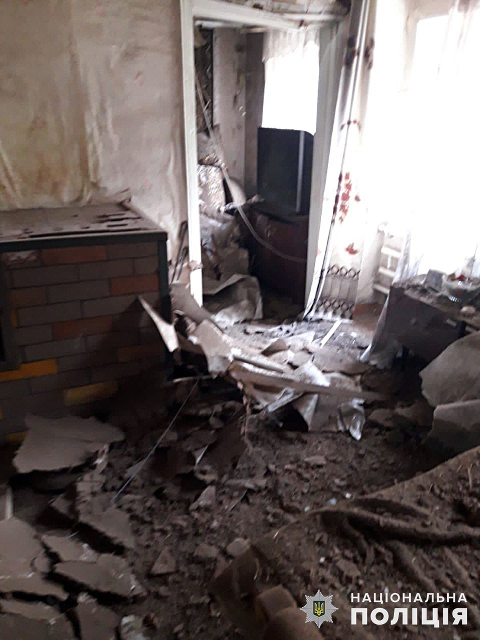 Сутки в Донецкой области: россияне ранили пятерых гражданских, повредили более 30 домов и дом престарелых (ФОТО) 2