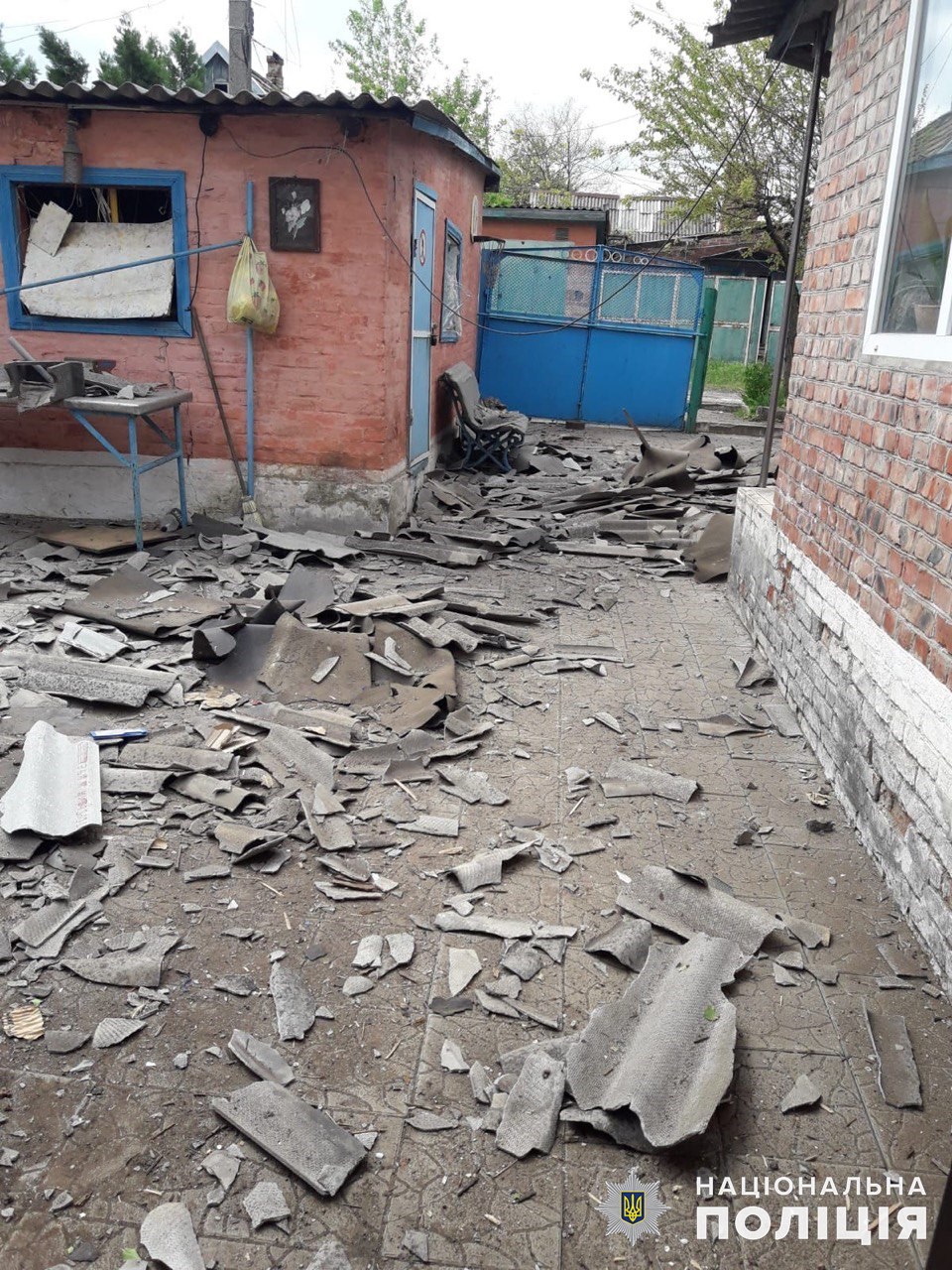Сутки в Донецкой области: россияне ранили пятерых гражданских, повредили более 30 домов и дом престарелых (ФОТО) 4
