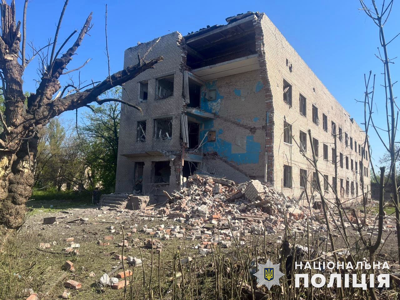 Загинули четверо людей, поранені дев’ятеро: за добу окупанти обстріляли 16 населених пунктів Донеччини (ЗВЕДЕННЯ) 1