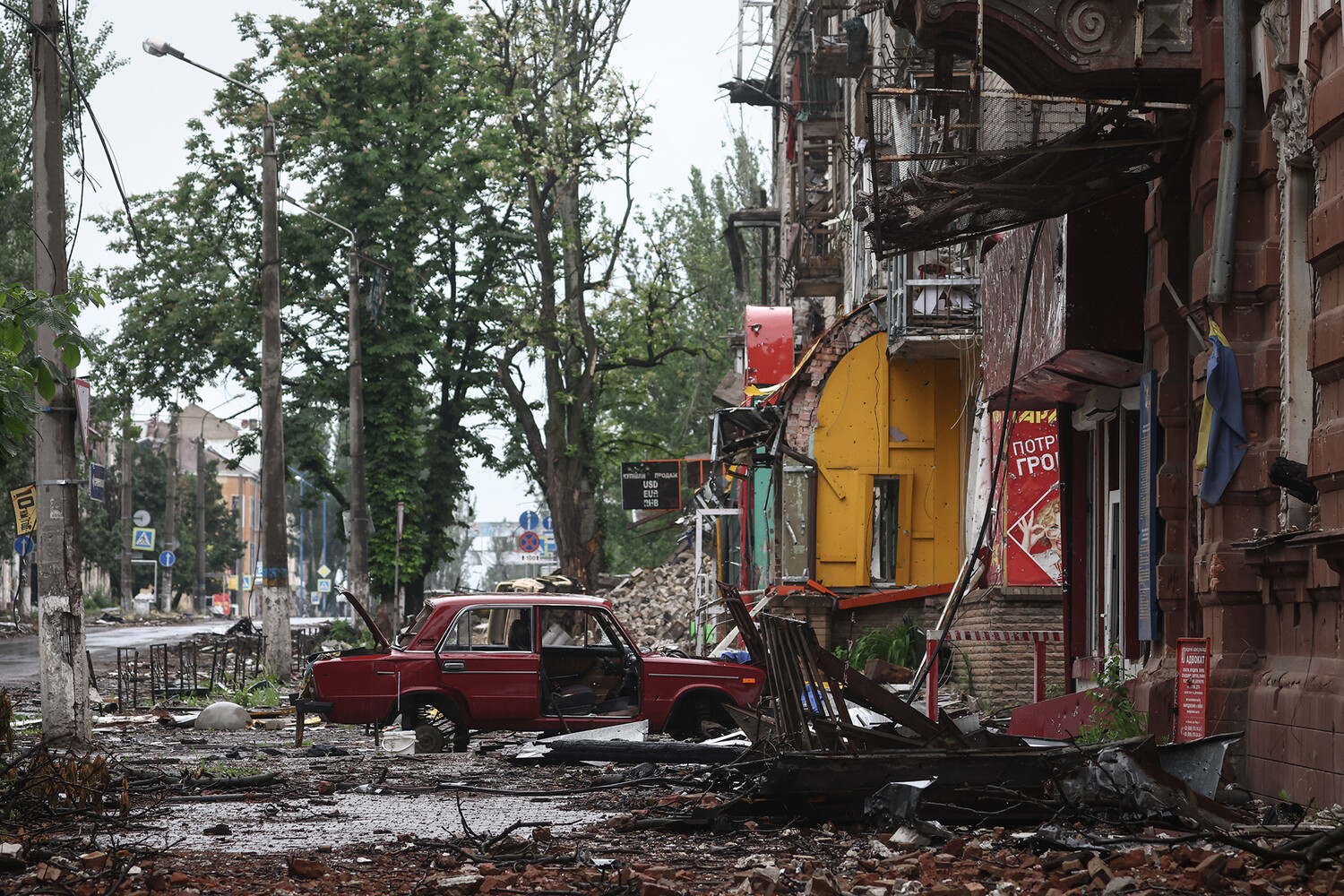 Ни одного уцелевшего дома: россияне опубликовали фото разрушенного ими Бахмута 2