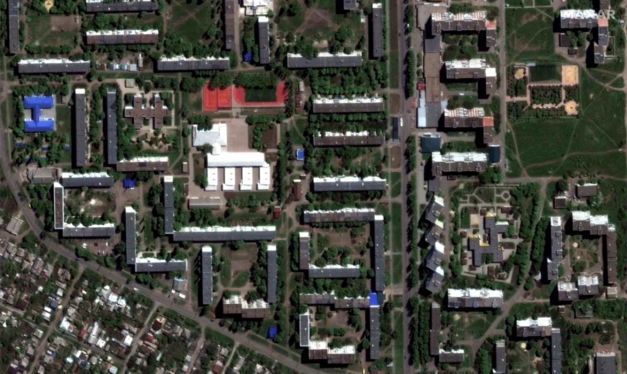 Выжженные парки и разрушенные целые районы: как выглядит Бахмут из космоса в мае 2023-го (ФОТО) 3