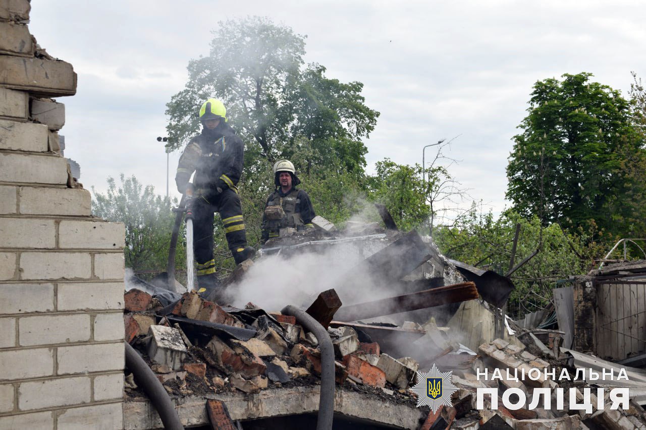 Утром россияне ракетами обстреляли Славянск, местная женщина получила смертельные ранения (ФОТО) 3