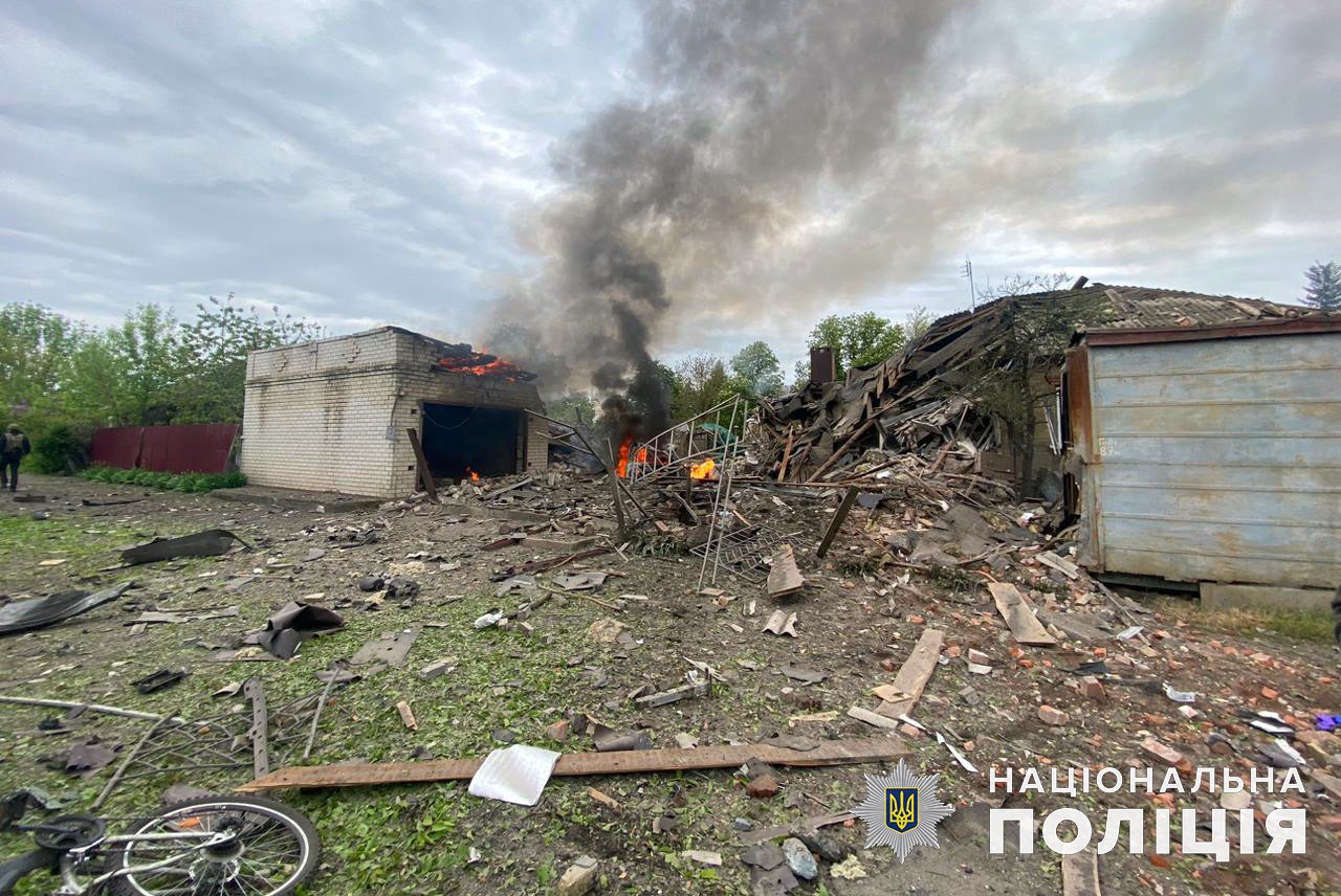 Вранці росіяни ракетами обстріляли Слов’янськ, місцева жінка отримала смертельні поранення (ФОТО) 6