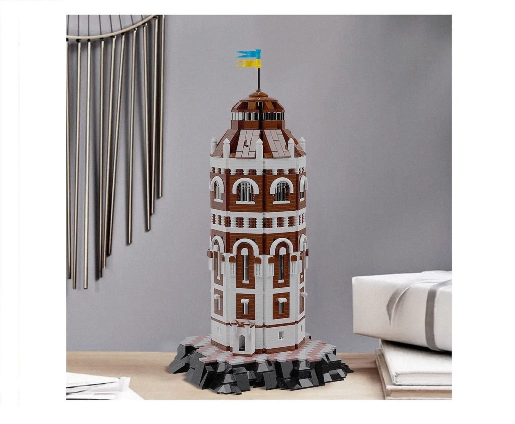 Мариупольская башня из LEGO: желающих просят проголосовать, чтобы символ города представили как конструктор