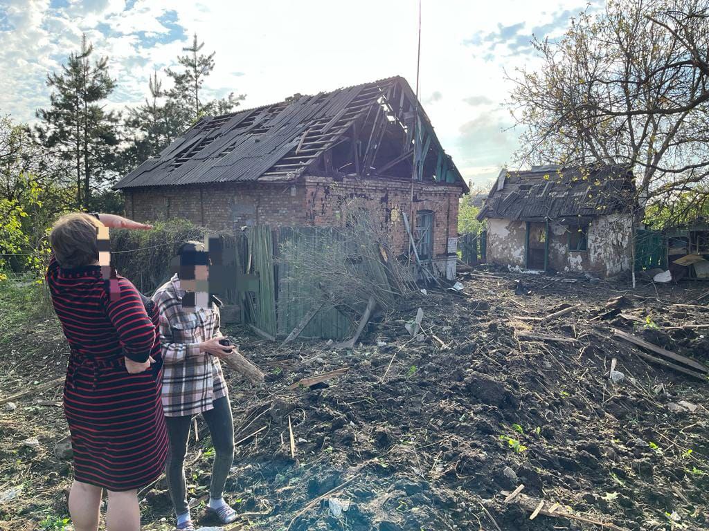 Зруйновані приватні будинки на Донеччині