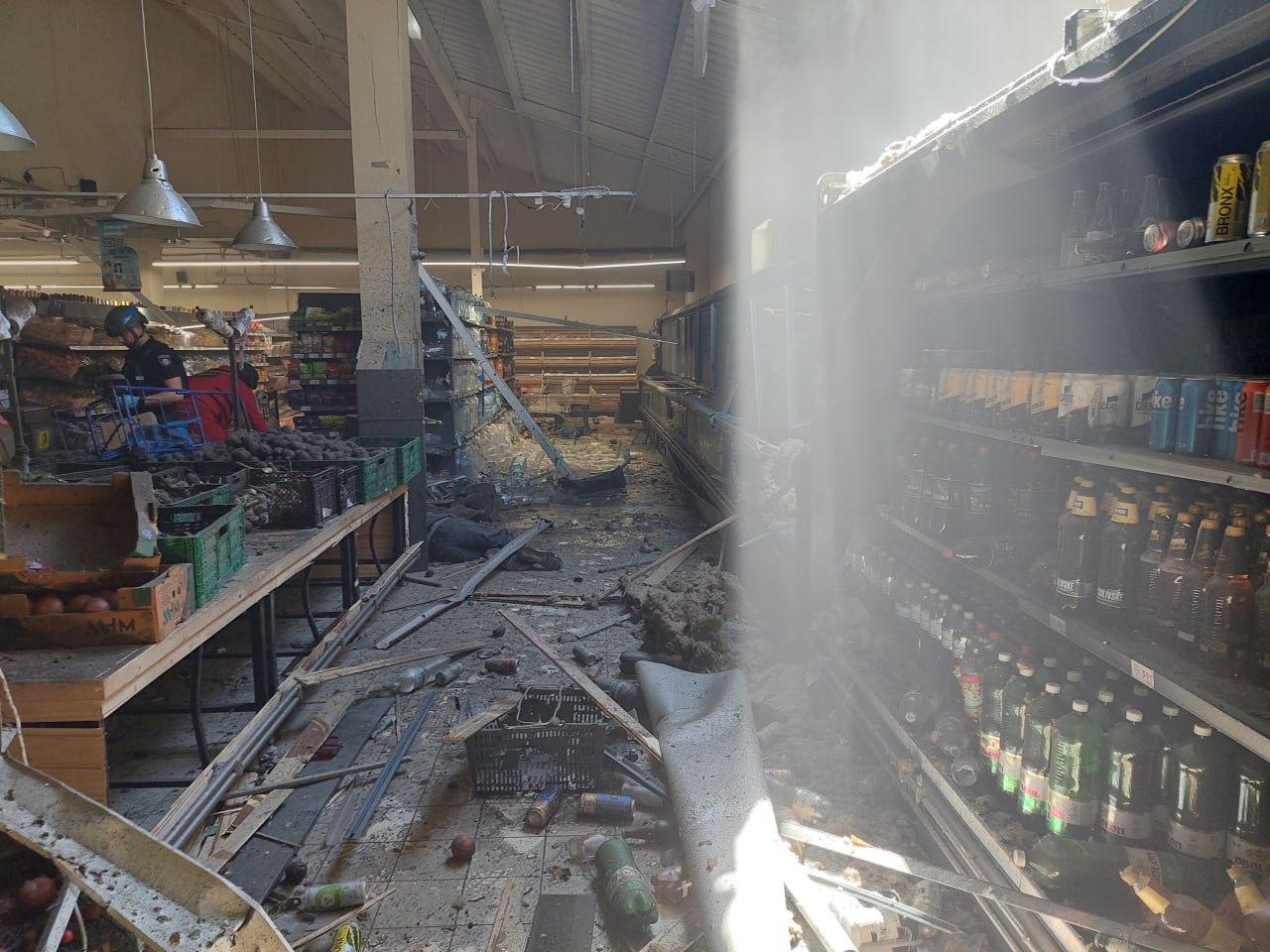 обстріляний росіянами супермаркет у Херсоні