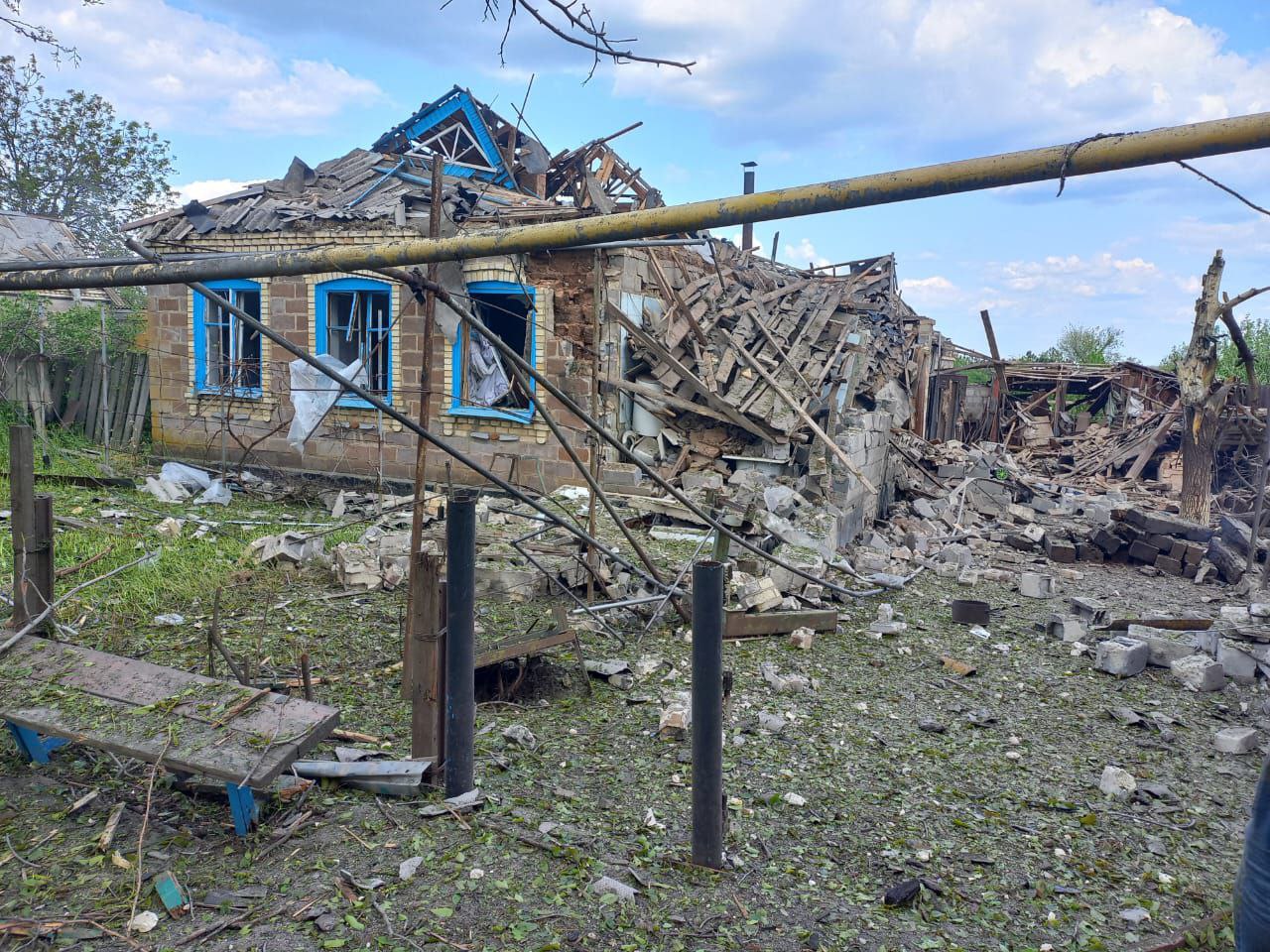 Сутки в Донецкой области: россияне убили 7 человек и ранили еще 16 5