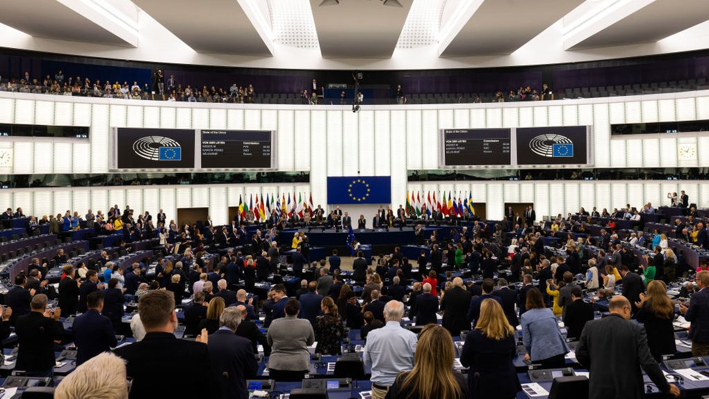 Европарламент призвал страны НАТО пригласить Украину в Альянс