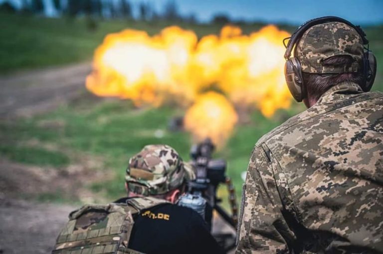 5 червня ЗСУ повернули під Бахмутом на різних ділянках від 100 до 1600 метрів, — Міноборони