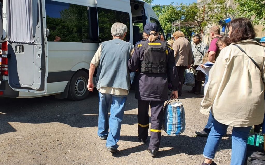 Из Торецкой громады за день эвакуировали 15 детей, это почти втрое больше обычного: как записаться на эвакуацию