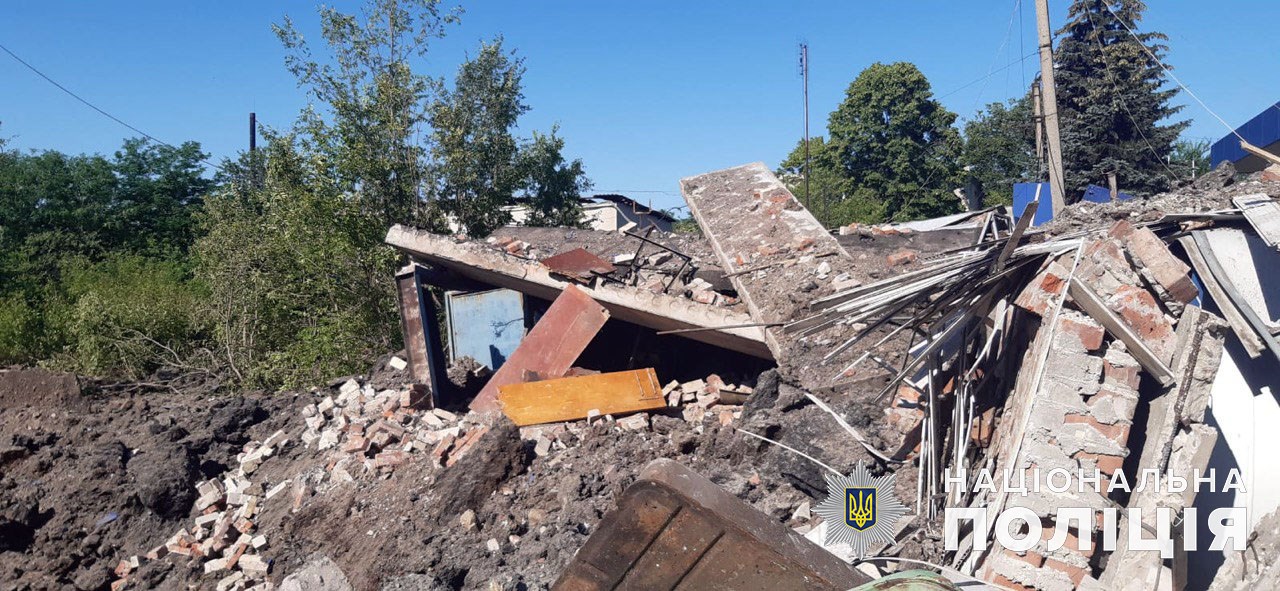 Разрушенный 19 июня частный дом в Донецкой области