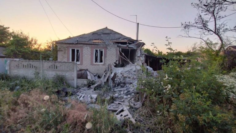 Загинув цивільний у Часів Ярі, є поранені в інших містах і селах: які наслідки російських обстрілів на Донеччині за добу