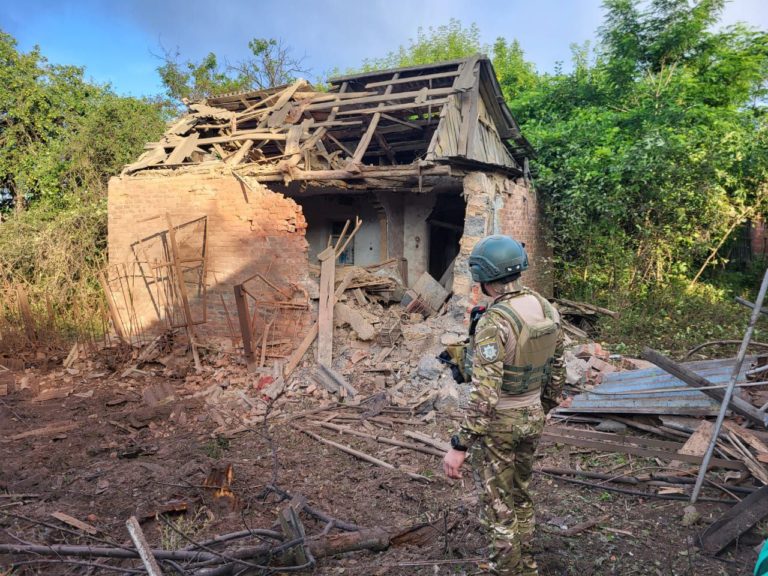 Доба на Донеччині: росіяни наступали на кількох напрямках та обстрілювали житлові будинки (ЗВЕДЕННЯ)