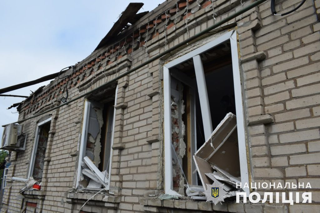 Сутки в Донецкой области: обстрелами ранили нескольких гражданских, среди разрушенного частные дома (фото, сводка)