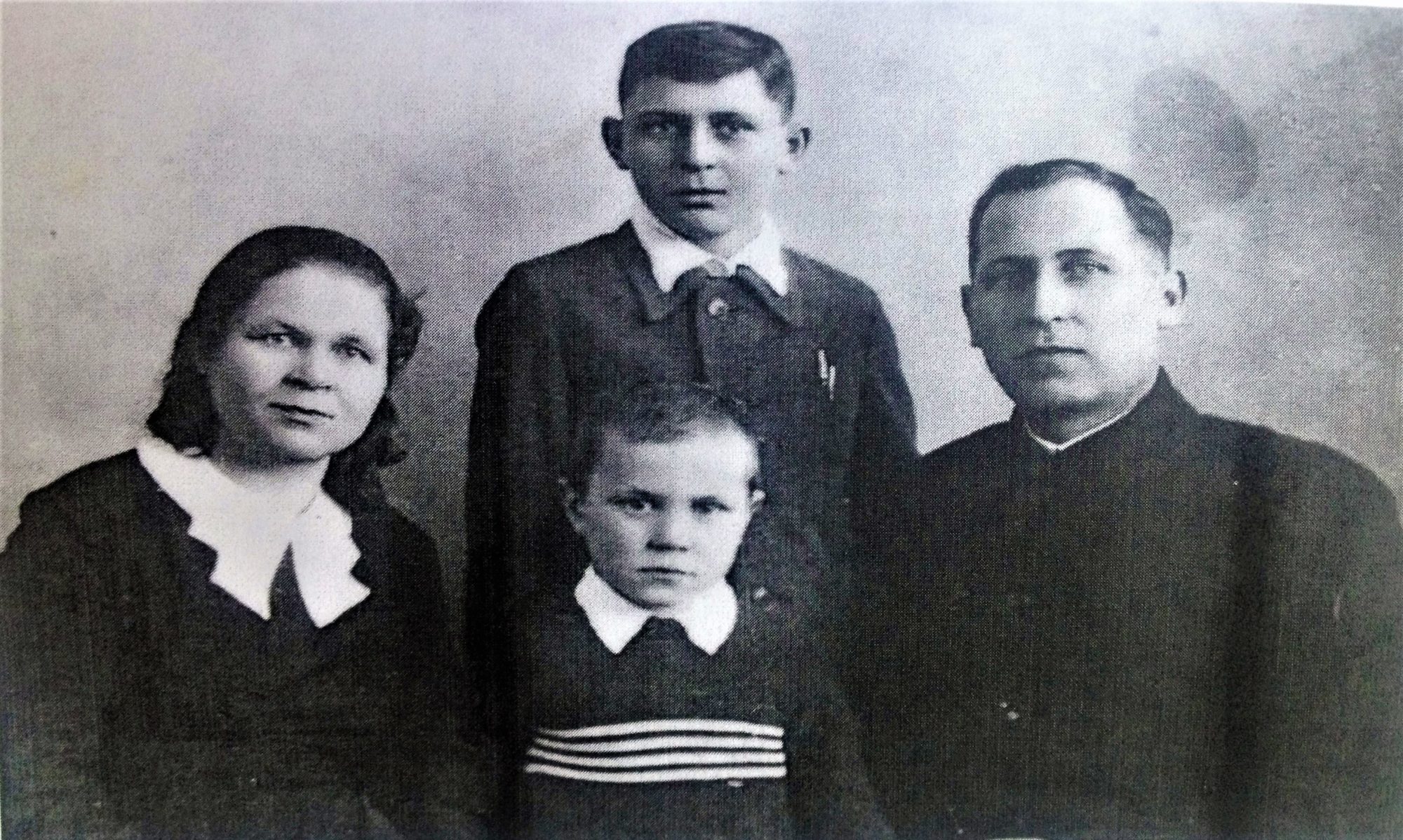 Володимир Пільчик з родиною