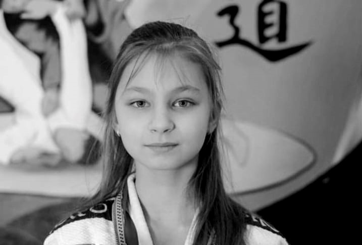 Загинула з мамою перед закритим укриттям: вшануймо 9-річну дзюдоїстку Вікторію Івашко з Києва