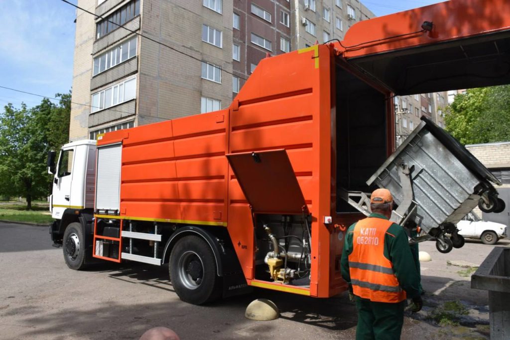 В Краматорске планируют дезинфицировать мусорные контейнеры