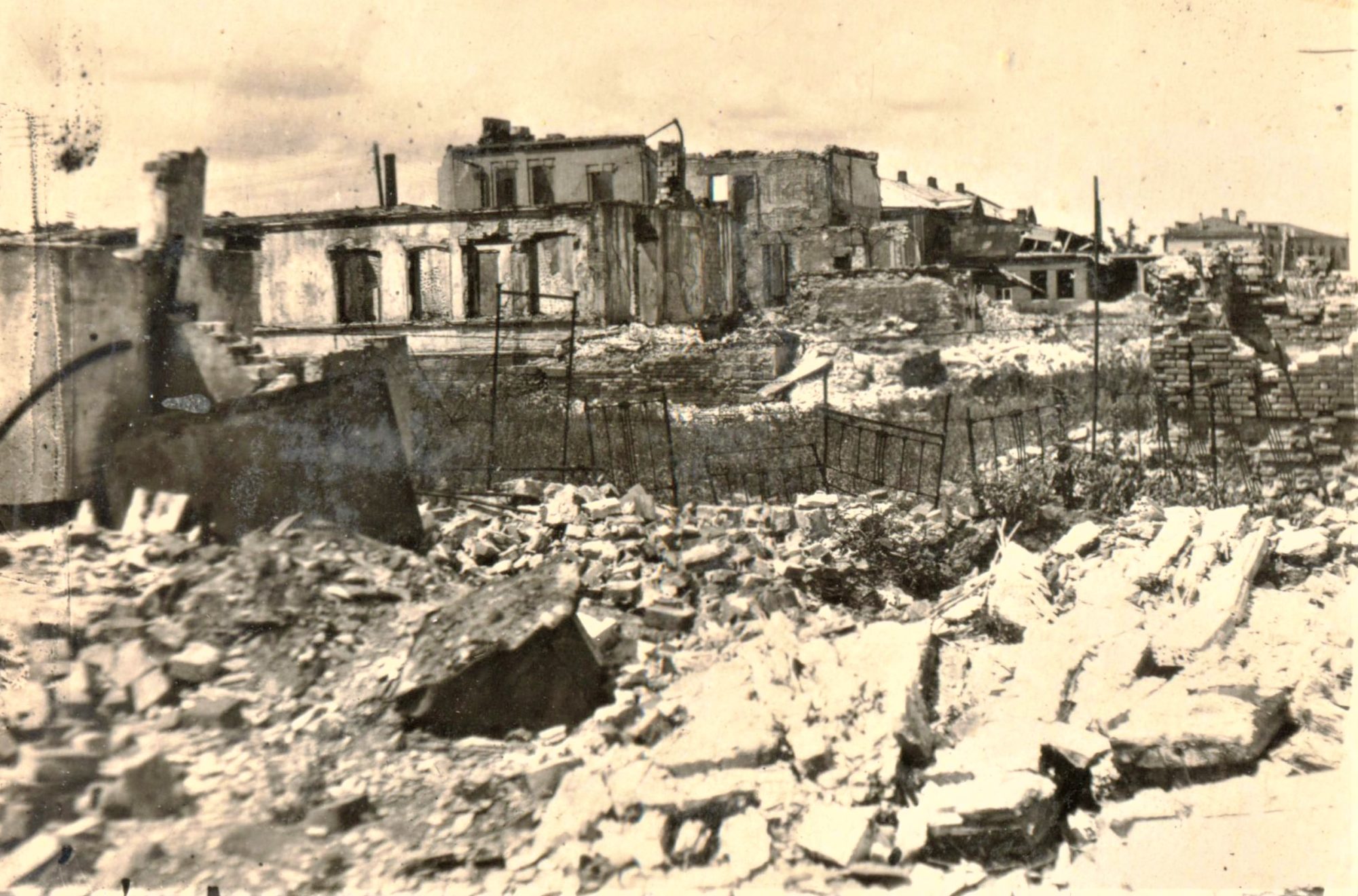 руїни в Артемівську після Другої світової війни