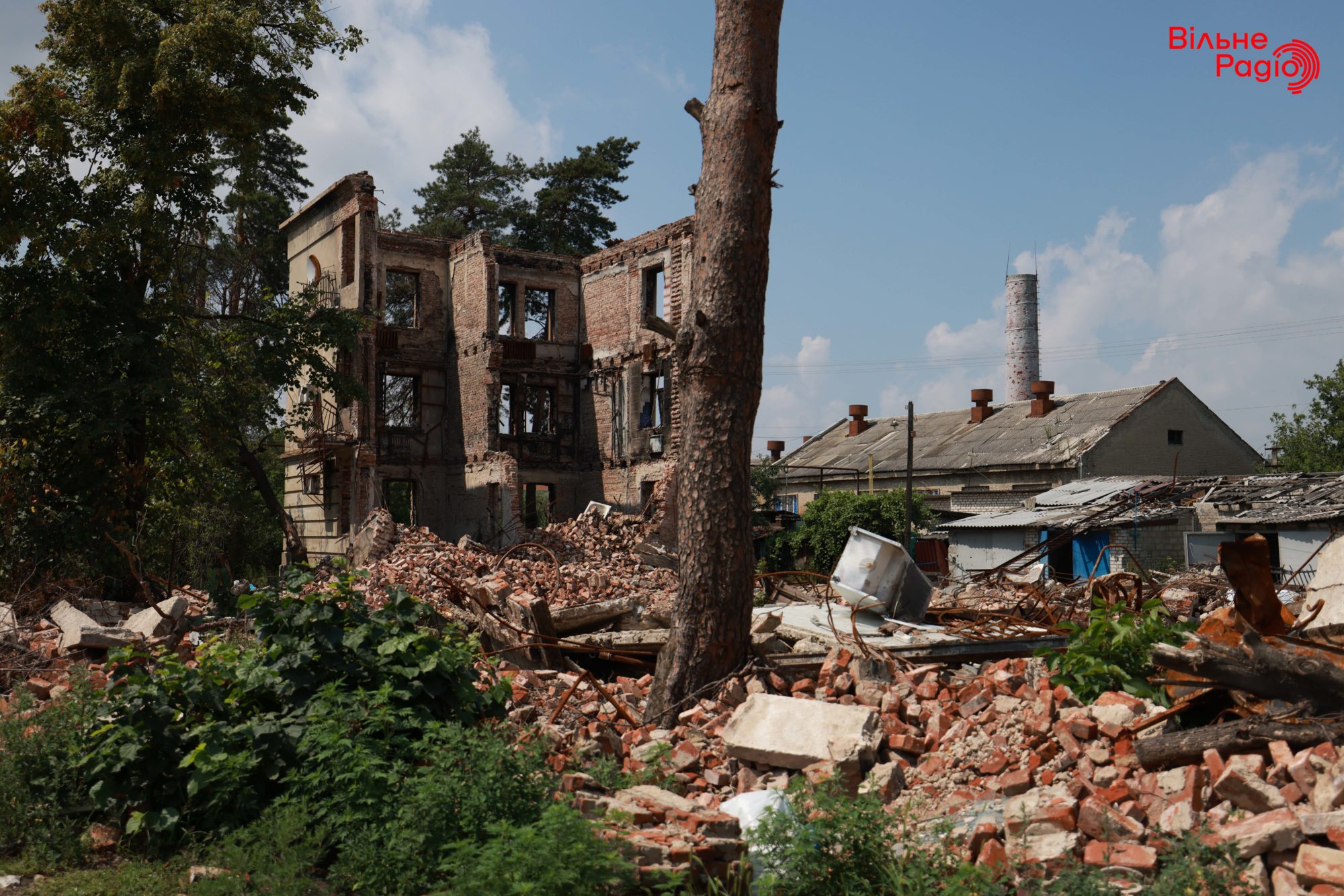 Житлові будинки, які знищили росіяни у Лимані