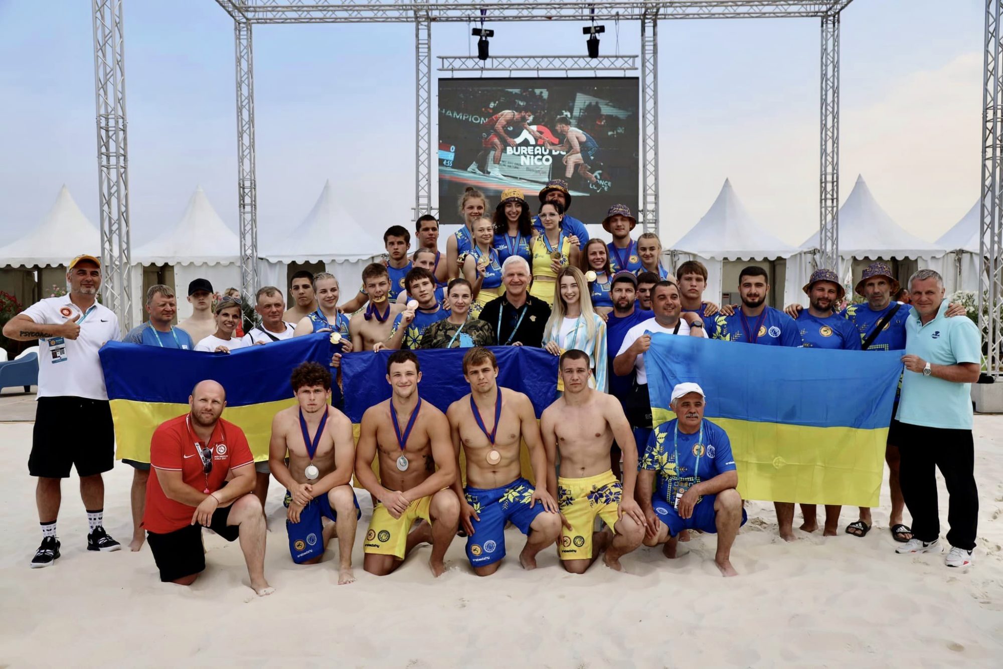Украинская сборная на чемпионате Европы по пляжной борьбе 2023 года