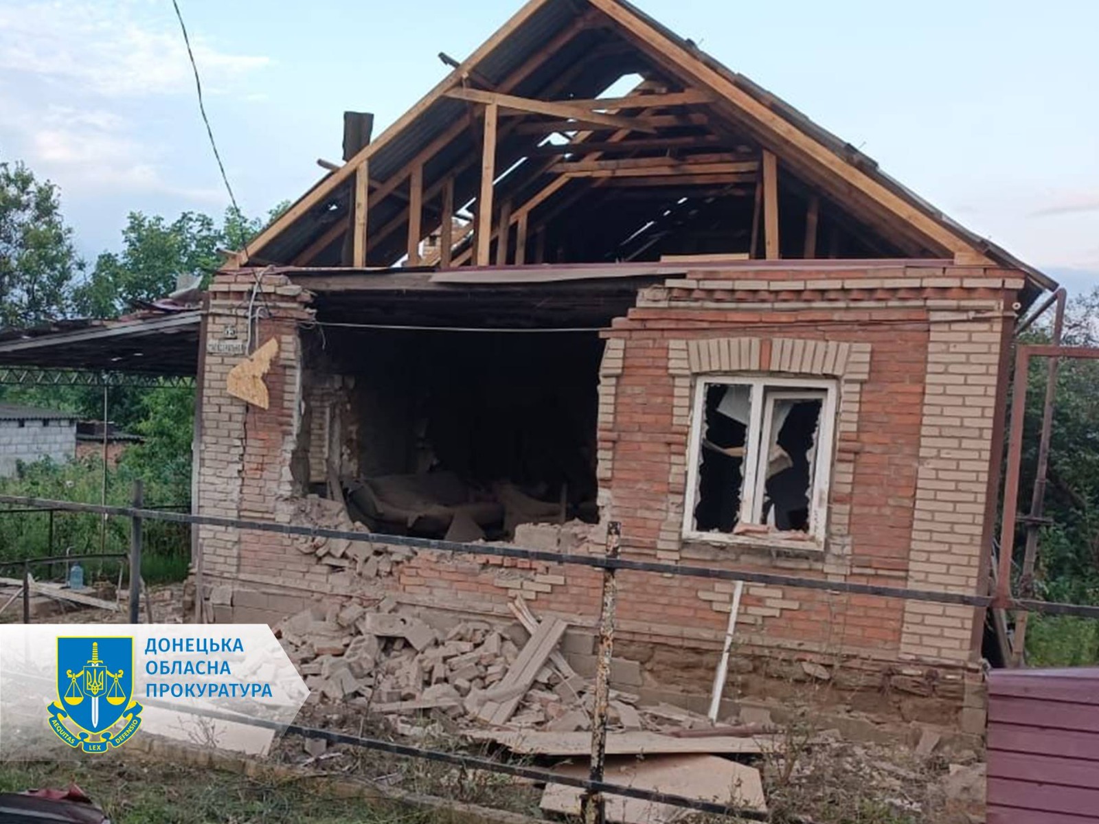 Дом разрушенный оккупантами в Константиновке 21 июля