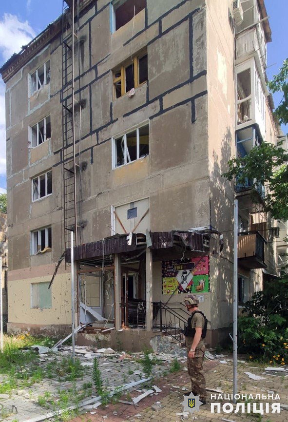 Магазин, який 17 липня пошкодили окупанти на Донеччині