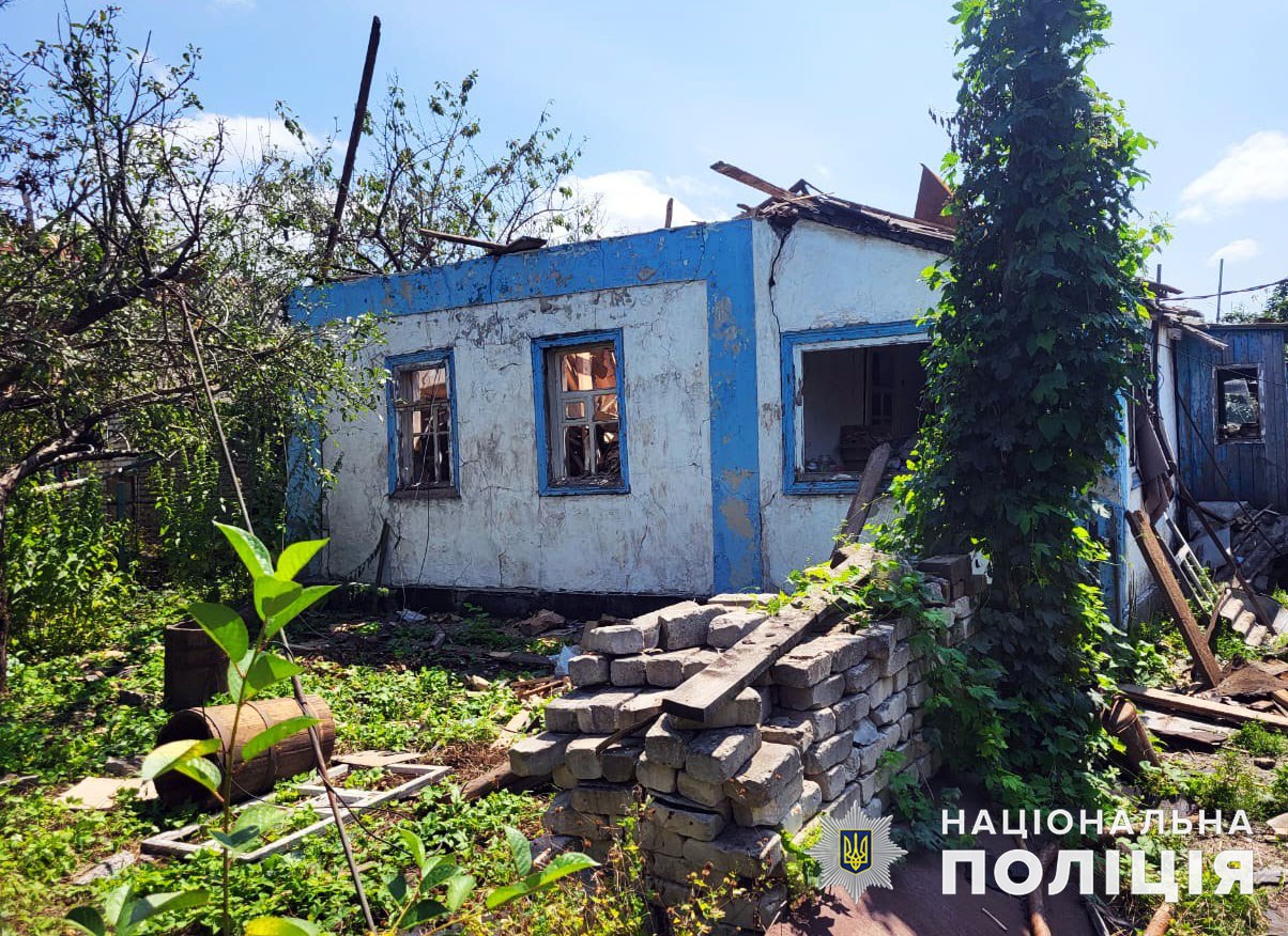 Дом, который разрушили оккупанты в Донецкой области 24 июля