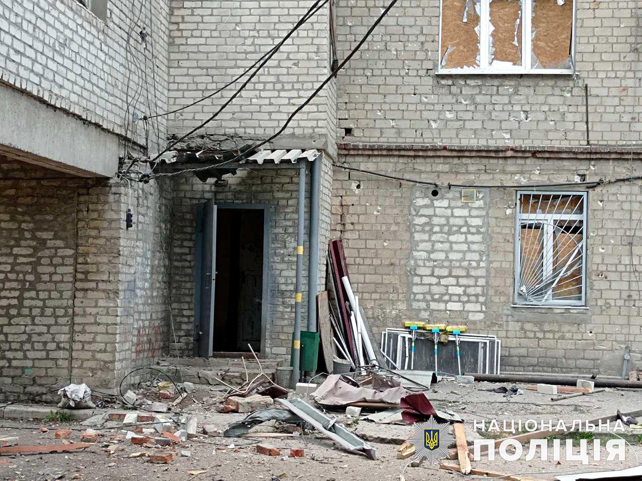 Ситуация в Донецкой области: россияне снова стреляли по домам местных, предварительно известно о погибшем (СВОДКА, ФОТО) 1