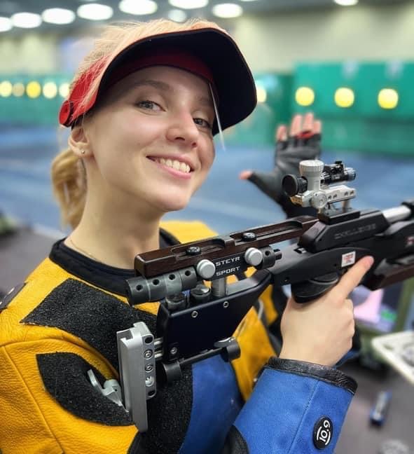Спортсменка с Донетчины завоевала три медали на чемпионате Украины по пулевой стрельбе (ФОТО) 1