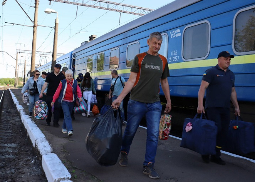 Раз на 8 днів: евакуаційний потяг з Донеччини курсуватиме за новим графіком