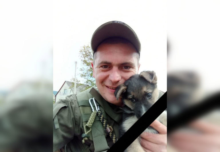 Загинув під Бахмутом: вшануймо хвилиною мовчання військовослужбовця Олега Лєбєдєва