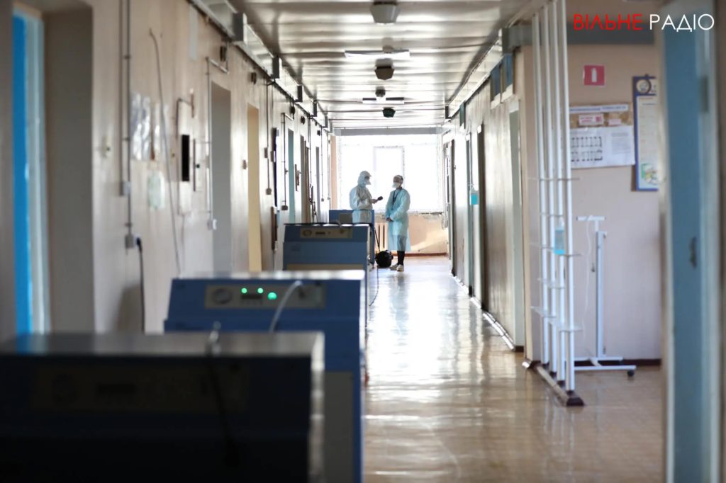 В Донецкой области из-за нехватки врачей медучреждения переходят на вахтенный и дистанционный режимы, — ОВА (исправлено)
