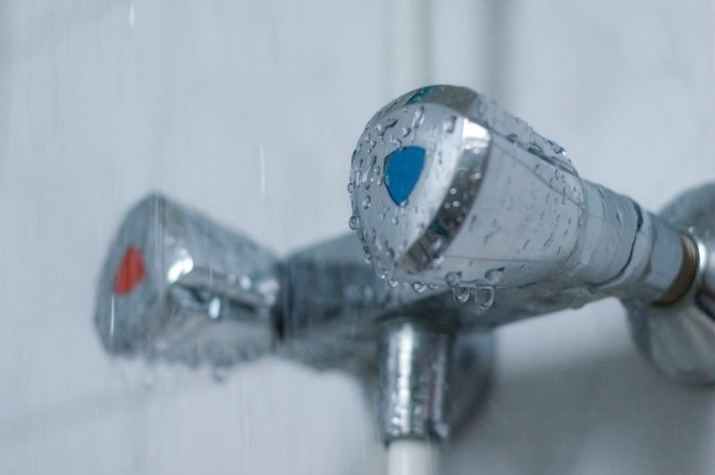 Регулятор принял повышение цен на воду, но решение пересмотрит правительство