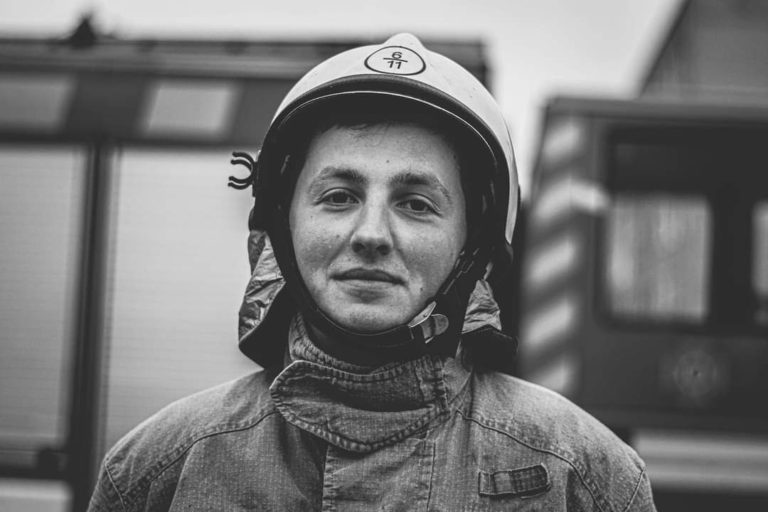 Рятував цивільного: вшануймо 22-річного бійця ДСНС Сергія Антоненка, який потрапив під російський обстріл на Сумщині