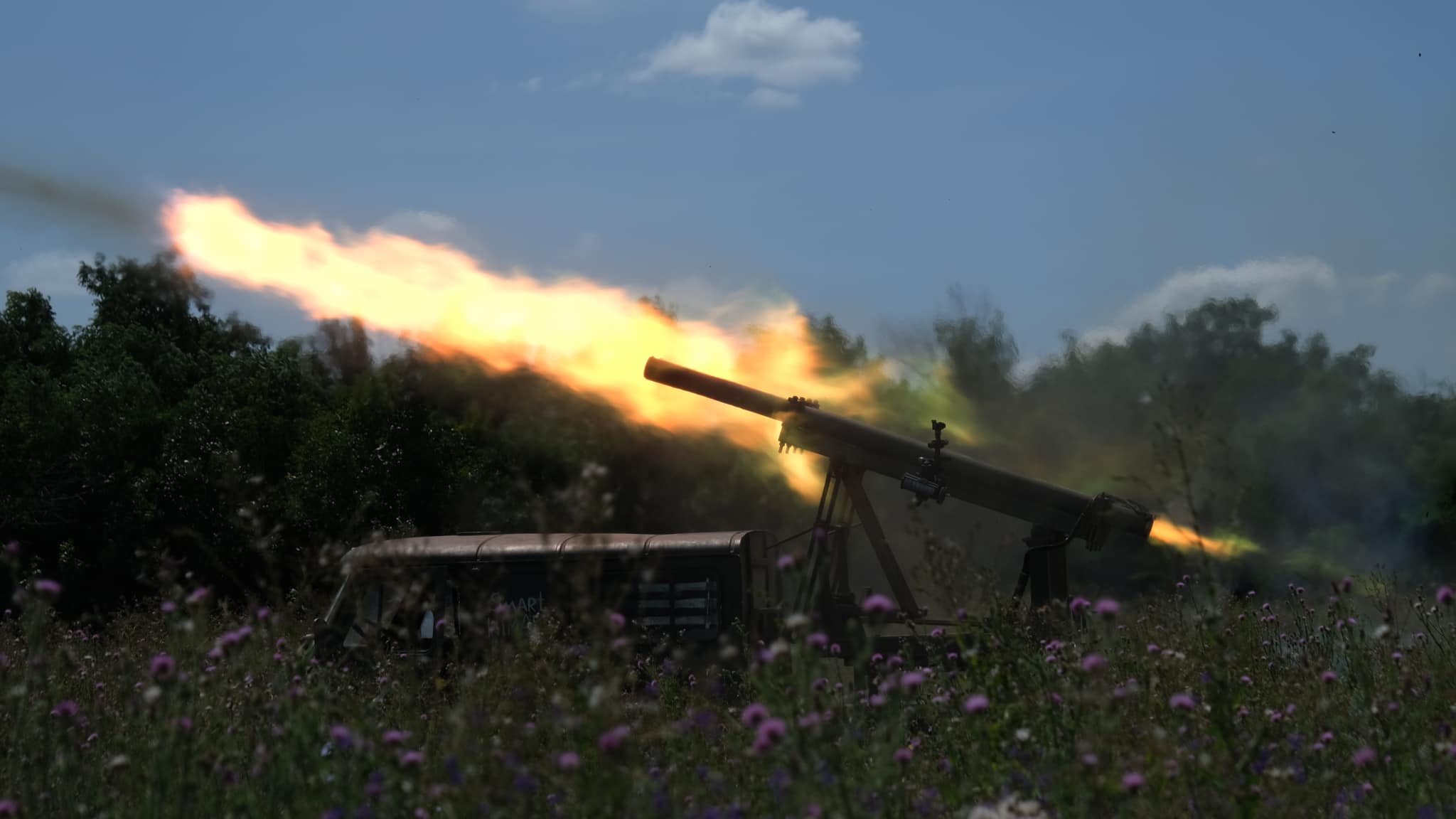 Зображення до посту Ситуація на Донеччині: росіяни поранили двох цивільних та намагаються наступати на кількох ділянках фронту (ОНОВЛЕНО)