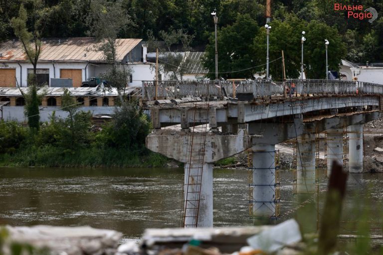 Міст у Святогірську за 141 млн ремонтують підрядники, пов’язані з ексначальником облавтодору та окупантами