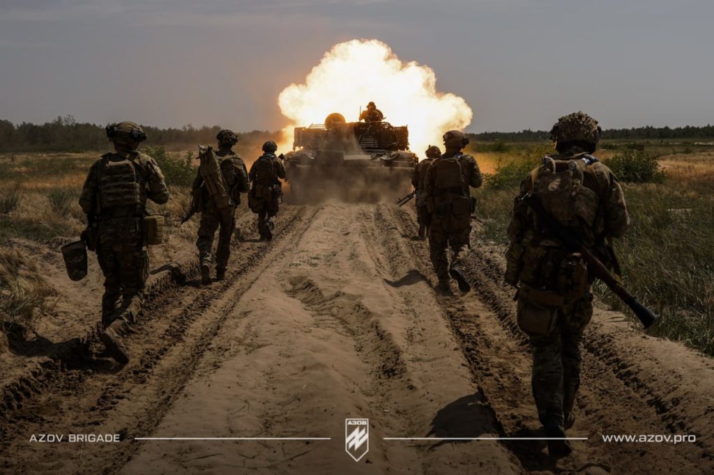 Бійці “Азову” повернулися на фронт, воюватимуть на межі Луганщини з Донеччиною