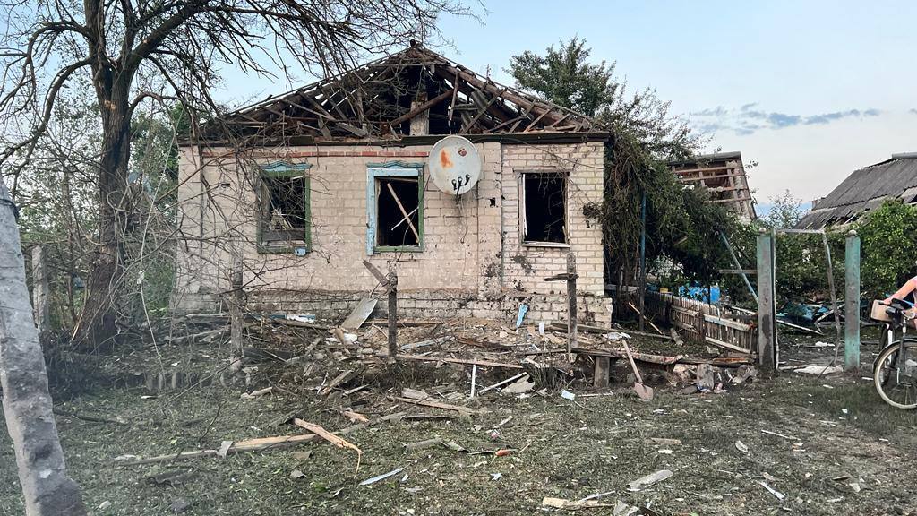 Є загиблі та поранені цивільні: росіяни вгатили по Лиманській громаді (ФОТО, ОНОВЛЕНО)
