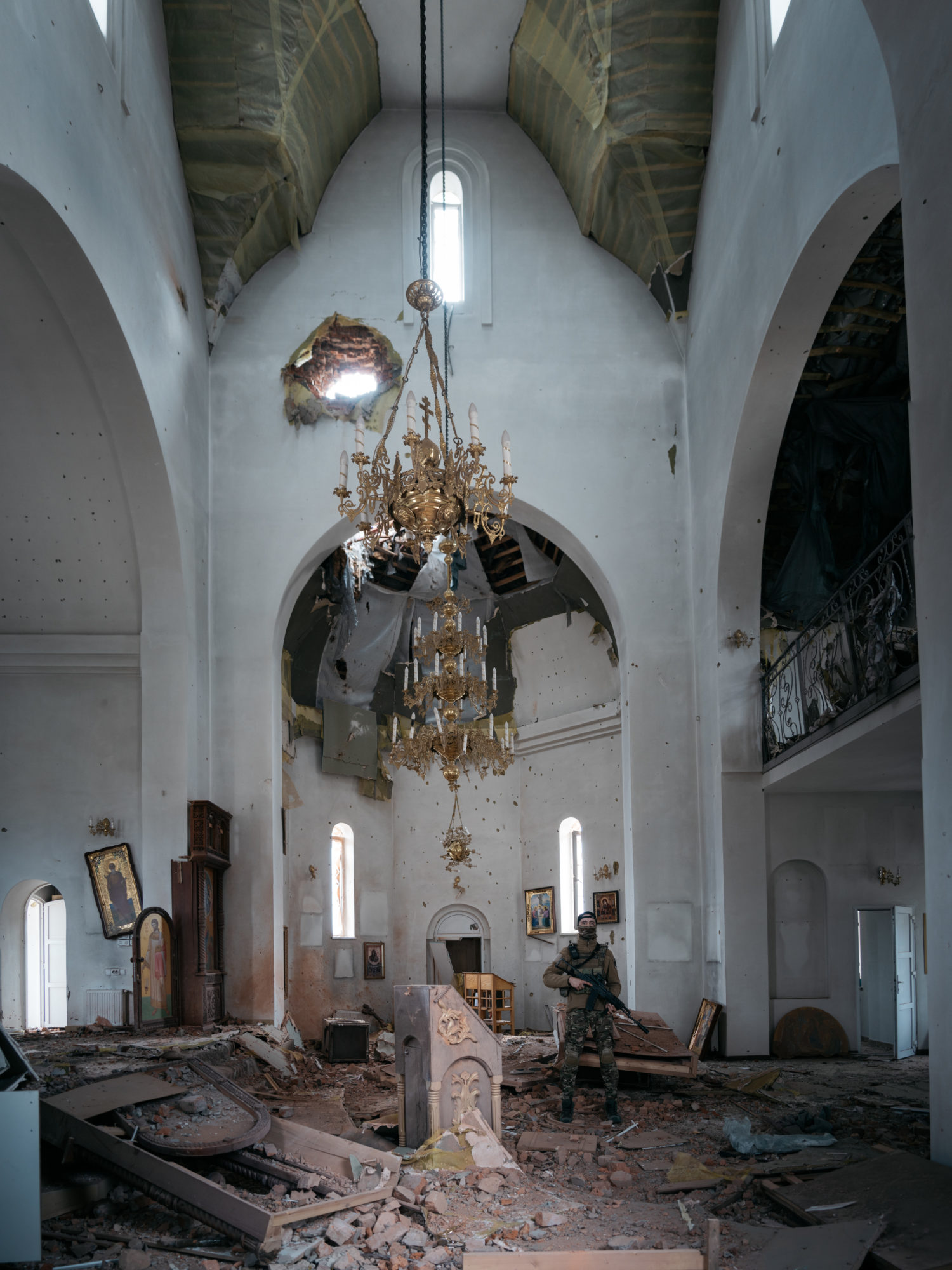 розбомблена церква у Соледарі