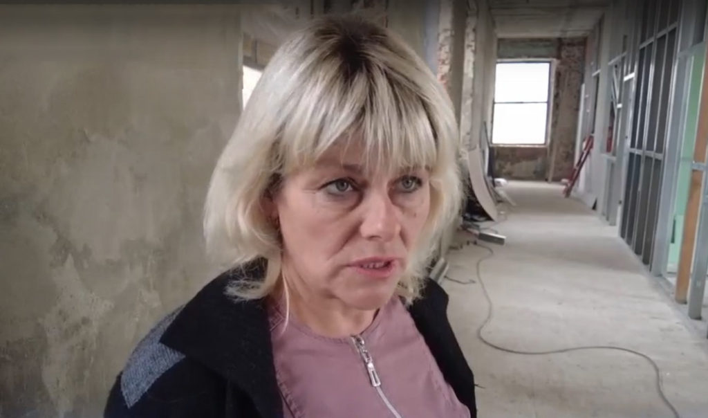 Медикиню з Маріуполя, яка стала заступницею головного лікаря в окупації, підозрюють у роботі на росіян