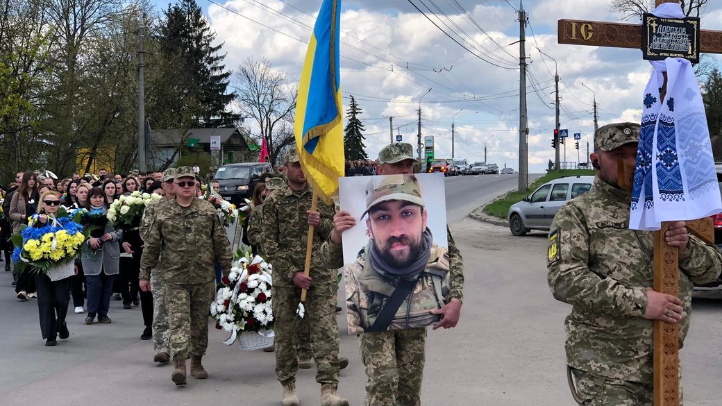 “Підставляв не одне плече, а два”: згадаймо військового Валерія Дорохова з Тернополя 2