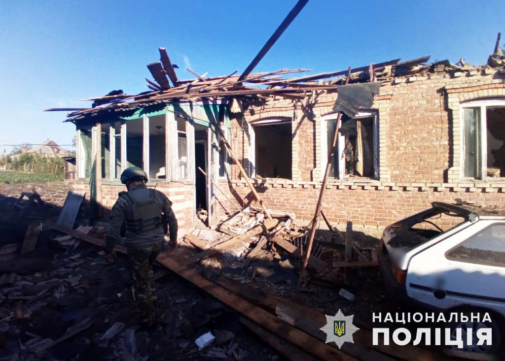 Сутки на Донетчине: россияне ранили пятерых человек и повредили по меньшей мере 50 гражданских объектов (СВОДКА, ФОТО)