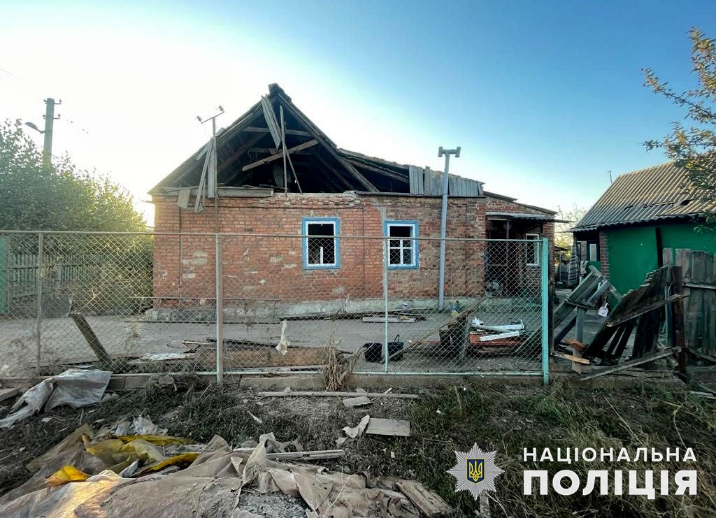 Под прицелом были ферма и жилые дома: каковы последствия российских обстрелов на Донетчине за сутки (ФОТО, СВОДКА) 8