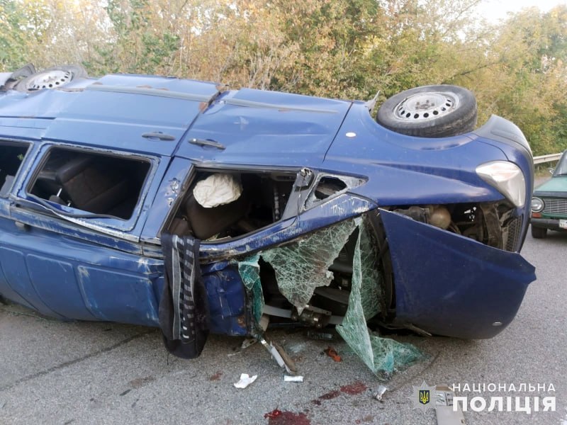 Вблизи Родинского в Донецкой области произошла смертельная авария, полиция ищет свидетелей гибели трех человек