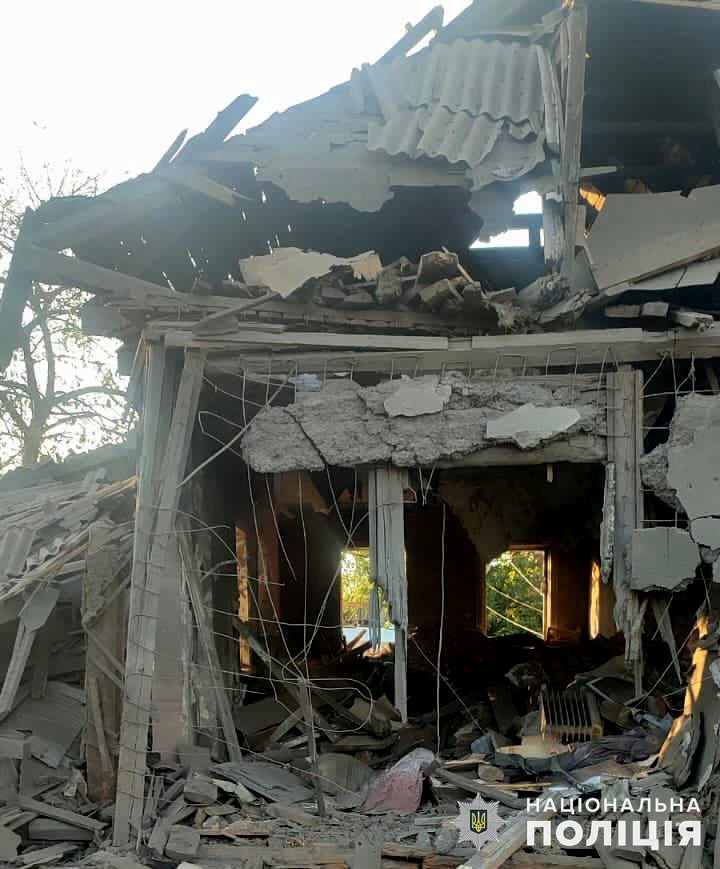 Российские снаряды убили пятерых гражданских и повредили более 20 домов: как прошли сутки на Донетчине (ФОТО, СВОДКА) 2